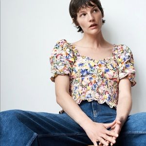 ZARA Floral puff sleeve top with shirred waist